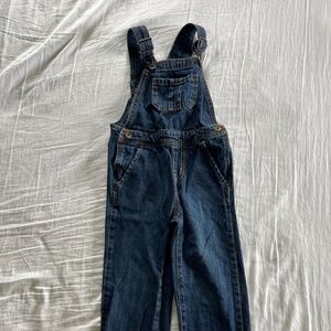 Childrens'Place like new overalls size 3 T